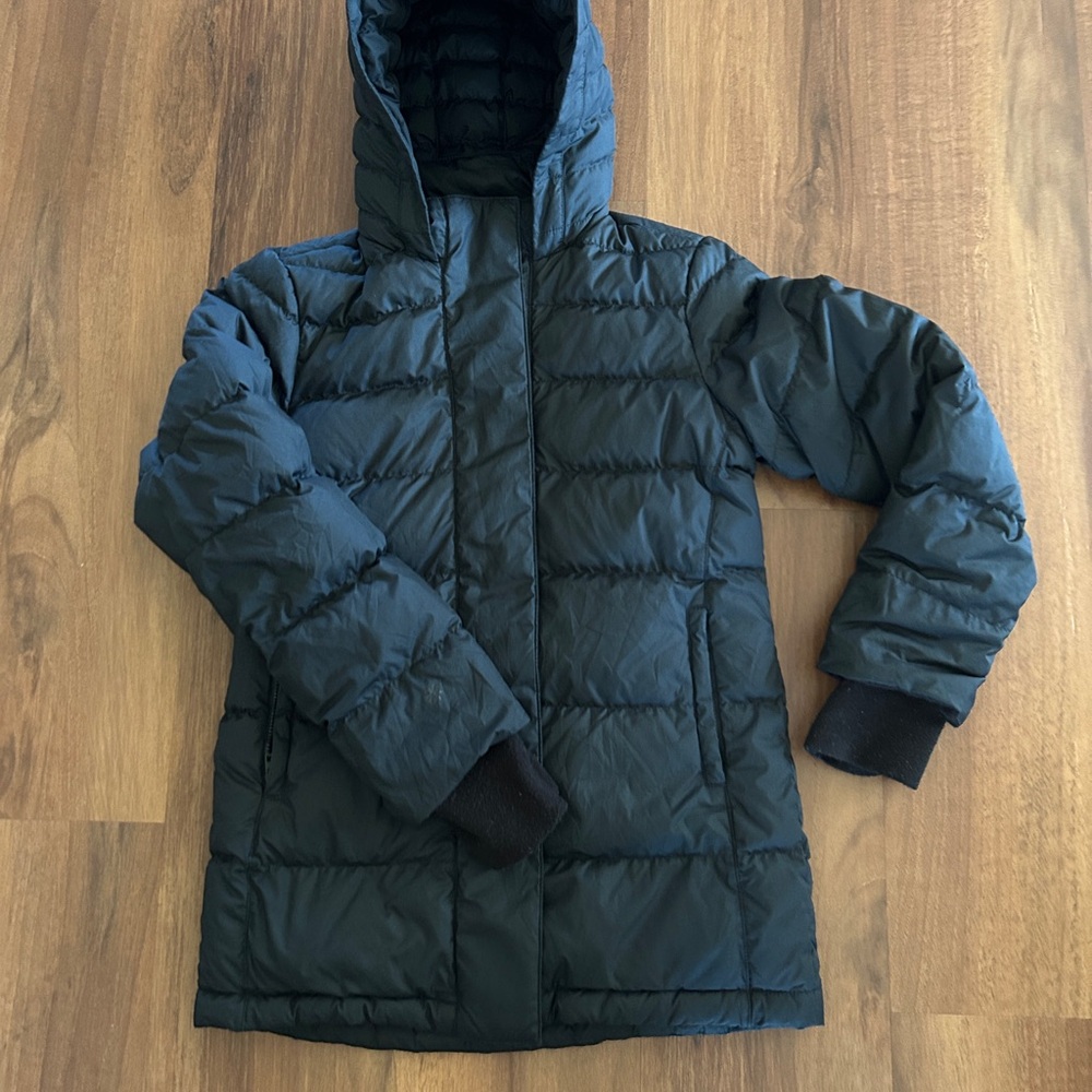 Athleta Girl Snow Day Down Jacket-size M 8-10